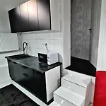 Guest house Airport Luxury 42 3*