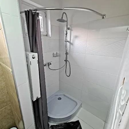 Airport Luxury 42 Vecsés